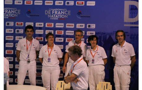 LES OFFICIELS DES CLUBS D'ÉTÉ AUX CHAMPIONNATS DE FRANCE